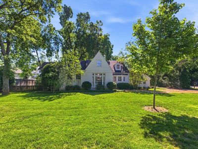 200 Brookfield Ave