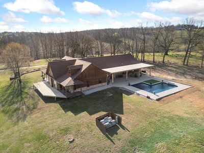 6403 N Parliament Dr