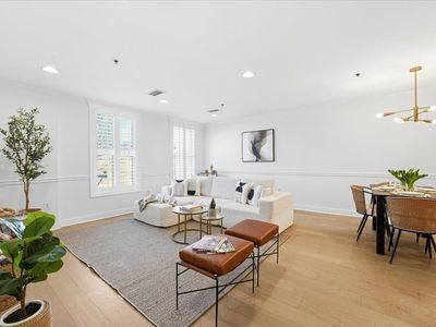 812 Grand St APT 414