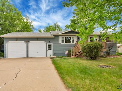 4615 Meadowland Dr