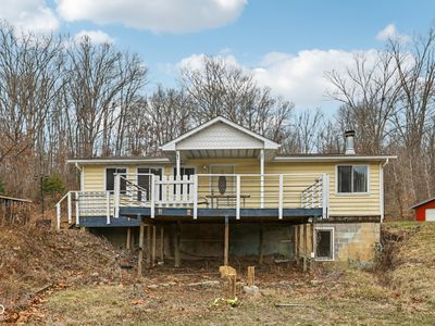 1498 Upper Schooner Rd