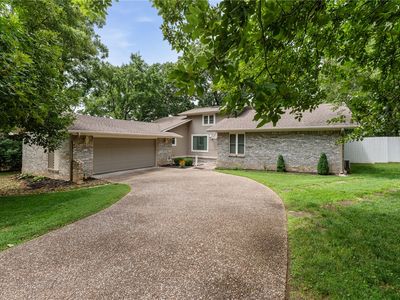 2520 E Gentle Oaks Ln