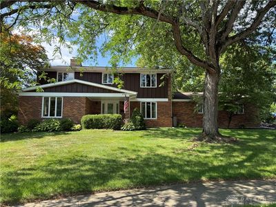 2727 Wellsford Ln