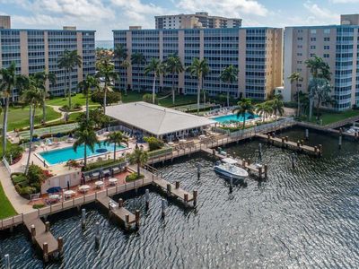 3212 S Ocean Boulevard #902-A
