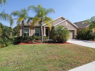 2656 Snapdragon Dr NW