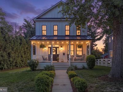 907 Maple Ave