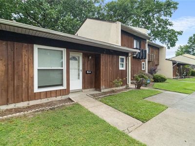 1439 E Tanners Creek Dr