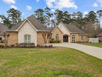 5690 Lexington Cir