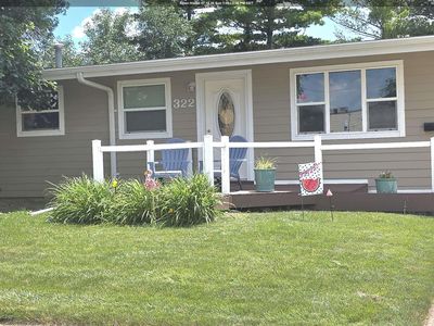 322 W 27th St