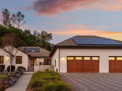 1127 Highland Ranch Road