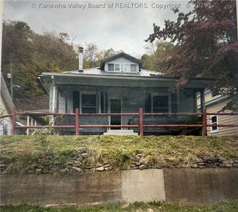 Property at 222 2nd Ave, Logan, WV