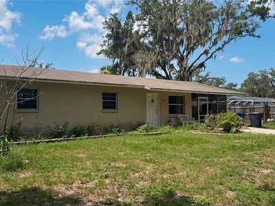 11129 Roberts Ln