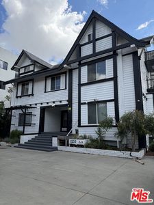 1250 Magnolia Ave