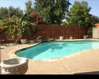 333 Meadowhill Dr