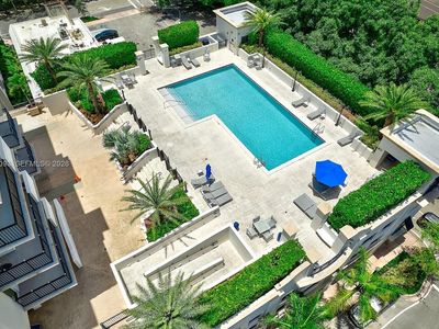 4100 Salzedo St APT 502