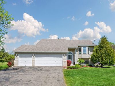 Property at 815 Quail Run, Waconia, MN