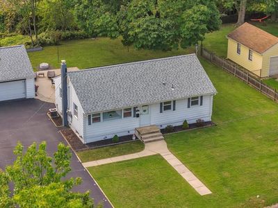 Property at 130 Fairfax Dr, Cinnaminson, NJ