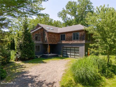 2 Goodrich St