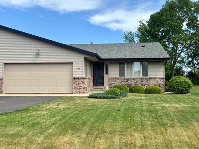 Property at 733 Kelsey Ct, Rockton, IL