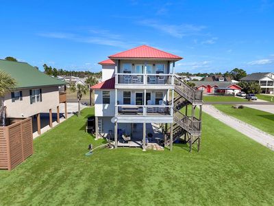 8111 Americus Ave