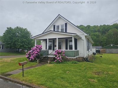 Property at 412 6th St, Saint Marys, WV