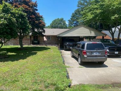 2422 Bugle Dr W