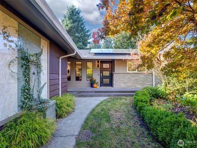 20011 Palatine Avenue N