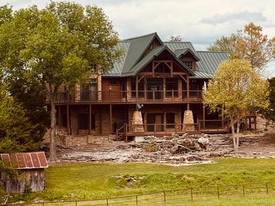 1781 W Blue Springs Road