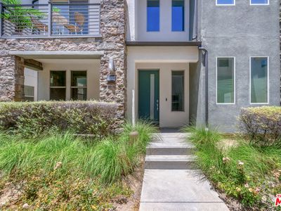 Property at 19508 Empire Ln, Northridge, CA