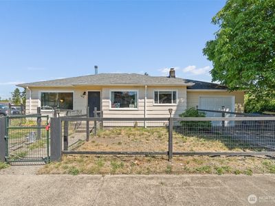 142 Wichman Street S