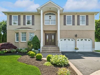 2062 Washington Avenue