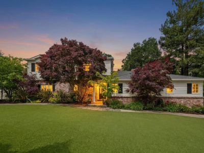 300 Uplands Dr