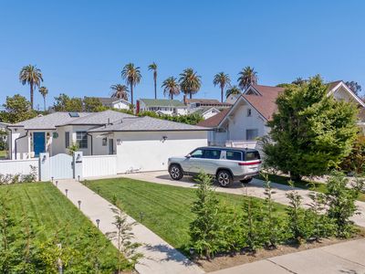 1152 S Windsor Blvd