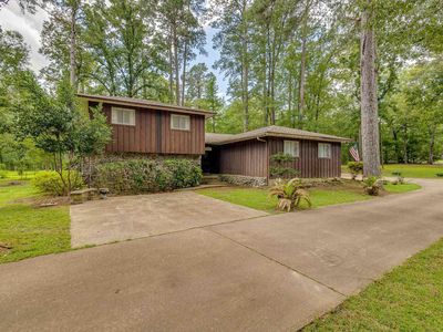 319 Woodland Dr