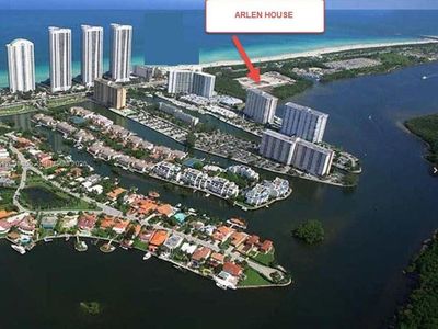 300 Bayview Dr #Penthouse 11