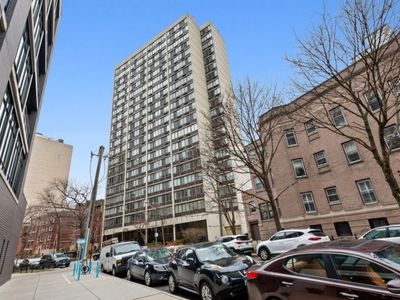 2754 N Hampden Ct APT 1407