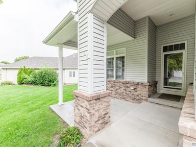 1521 S 190th Plz