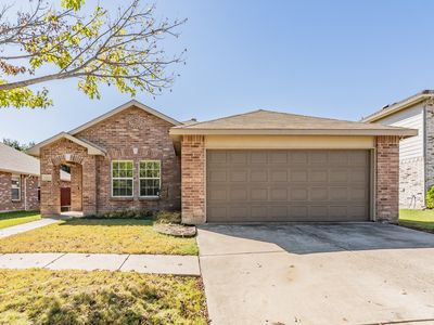 4512 Hounds Tail Ln