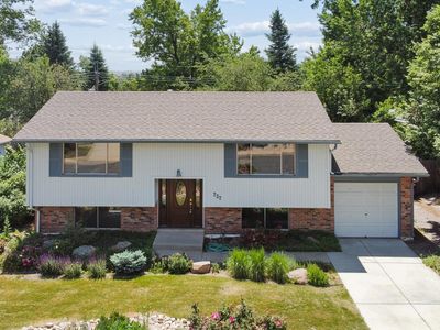 727 Ithaca Dr