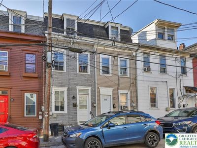 Portfolio Of 8 Homes