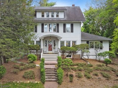 82 Arlington Ave