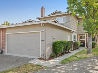 425 Poppy Pl