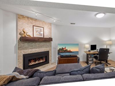 3696 Widgeon Way