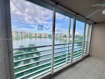141 SE 3rd Ave APT 402