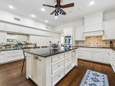 13503 Myrtlea Dr