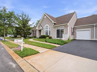 111 Dover Ct