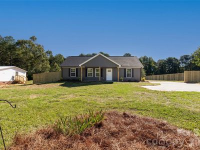 1692 Molly Cir