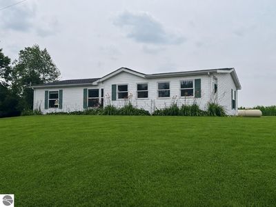 Property at 8088 E Vernon Rd, Clare, MI