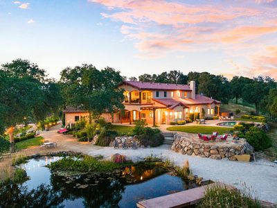 10000 Quail Hill Dr
