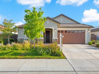 1430 Stonecrop Lane